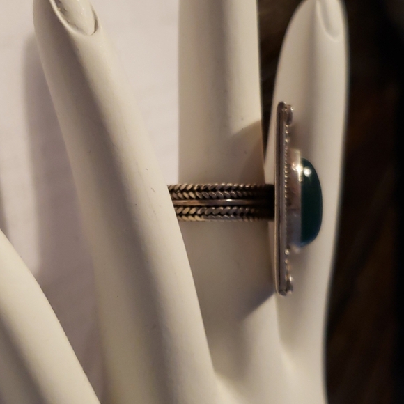 Vintage (80s) Egyptian Sterling Silver Adjustable Ring - Picture 3 of 6